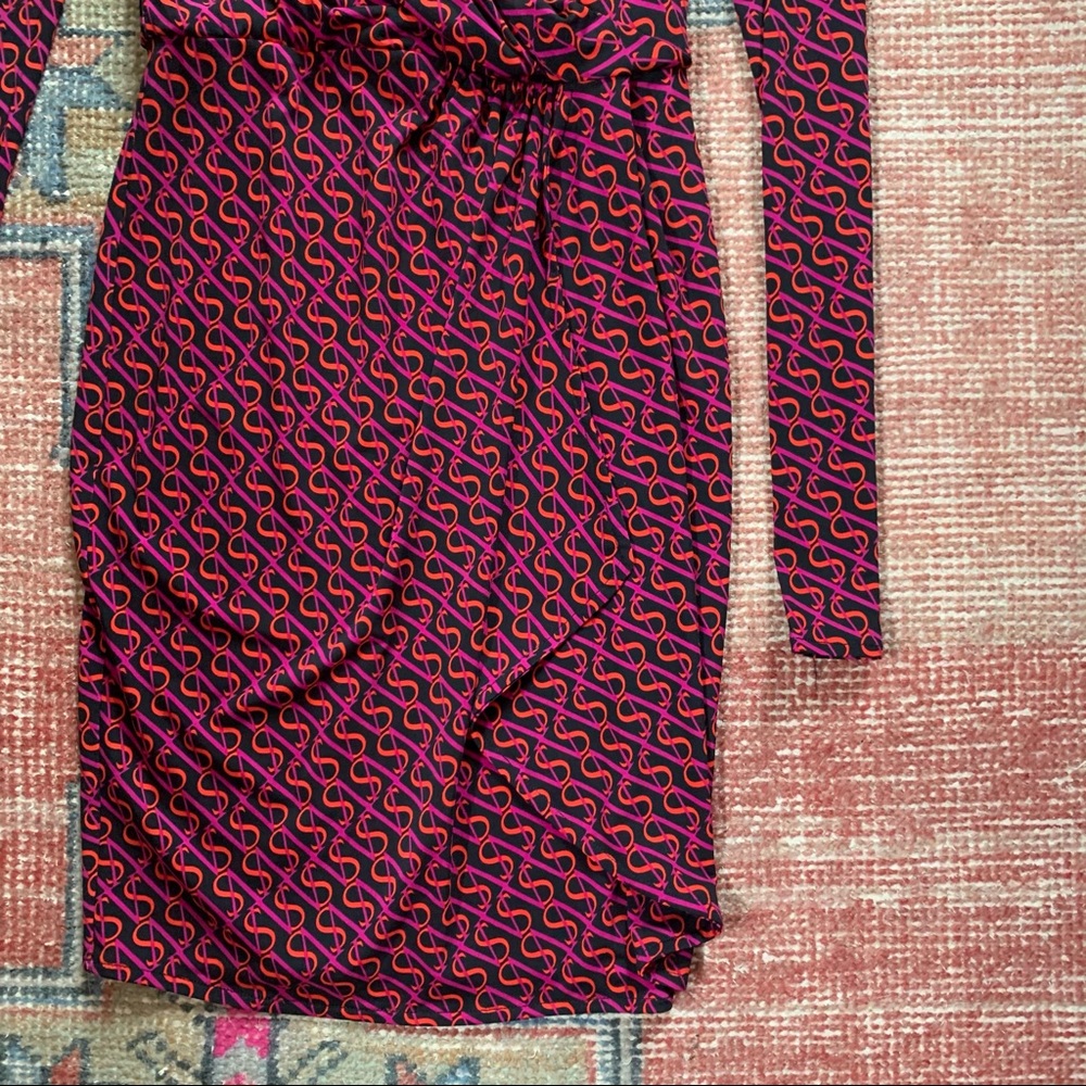 Victoria's Secrets dress - Picture 6 of 7
